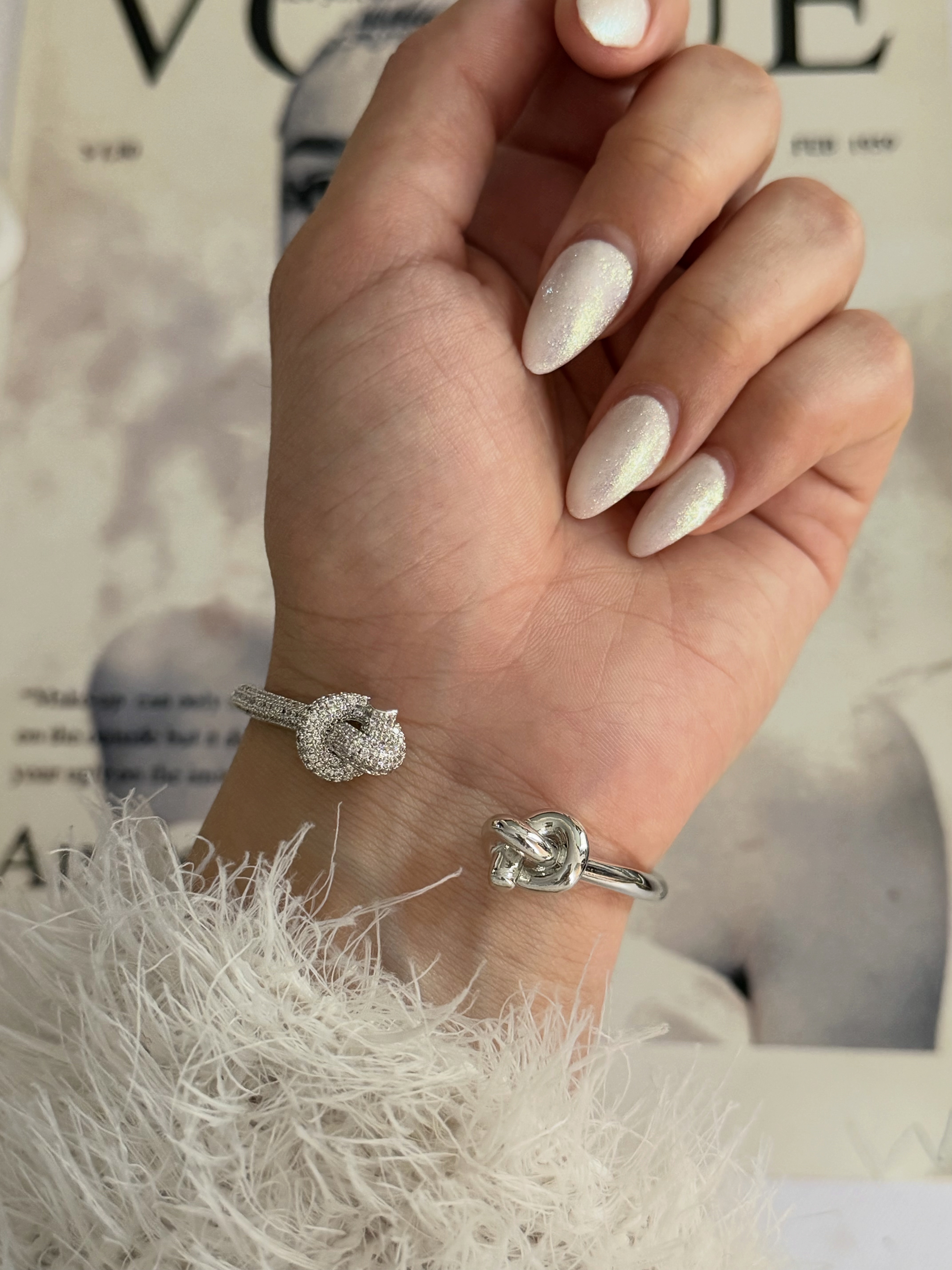 بنگل گره طرح طلا نقره ای