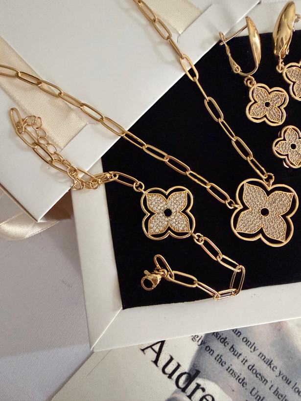 سرویس طرح طلای روبرتو